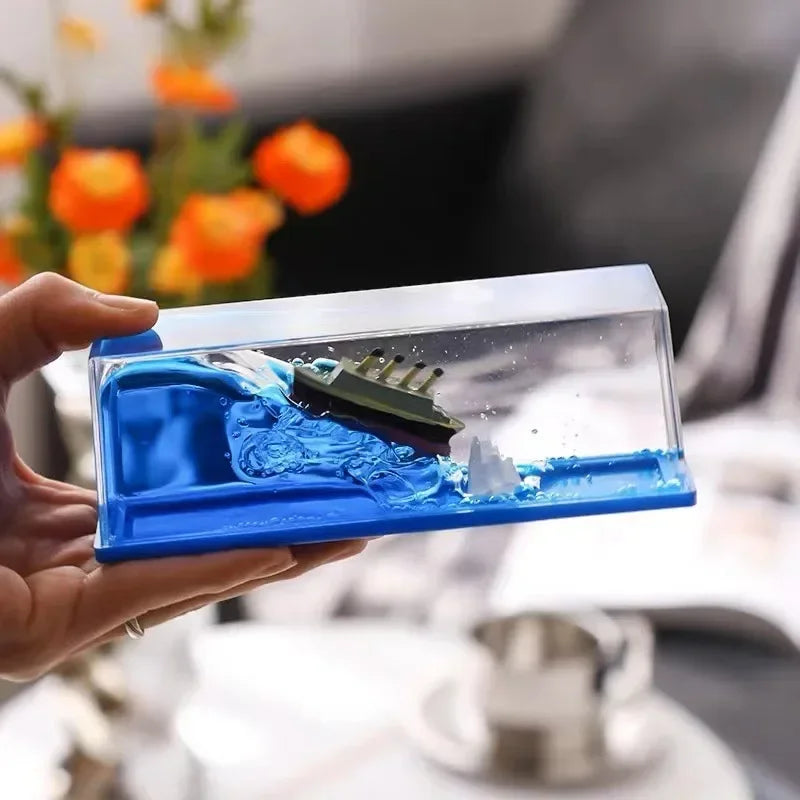 Titanic Floating Ship Liquid Drift Bottle – Unique Home & Desk Decor