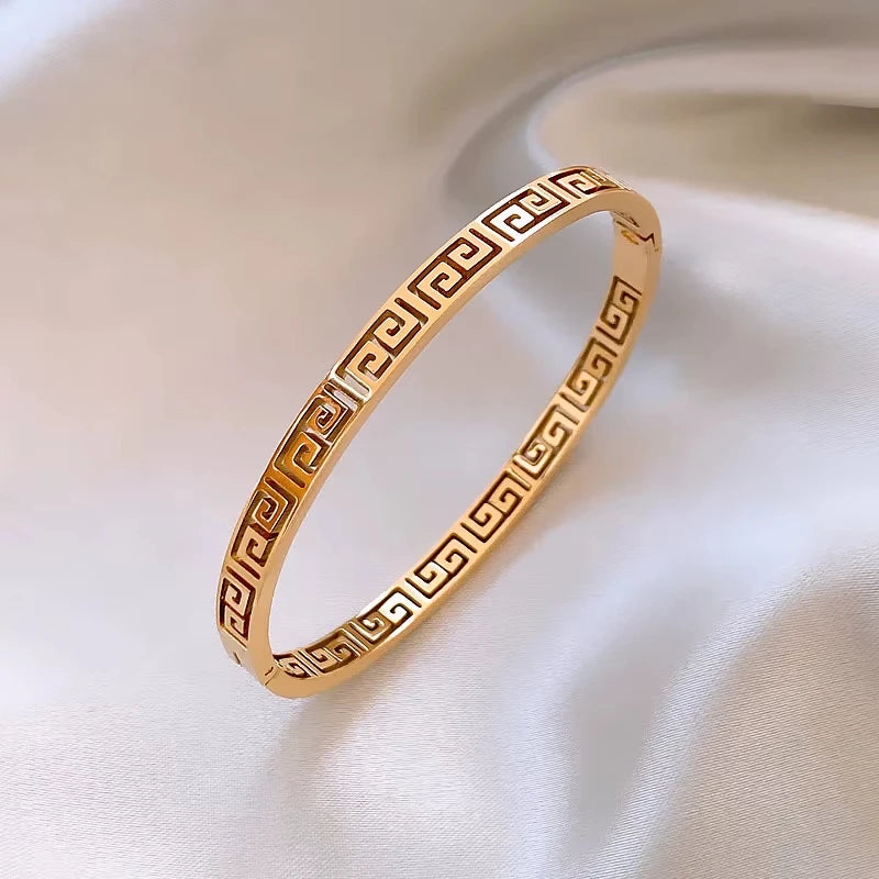 Aurelia Heritage Bangle