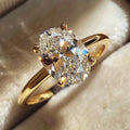 Royal Shine Oval Ring