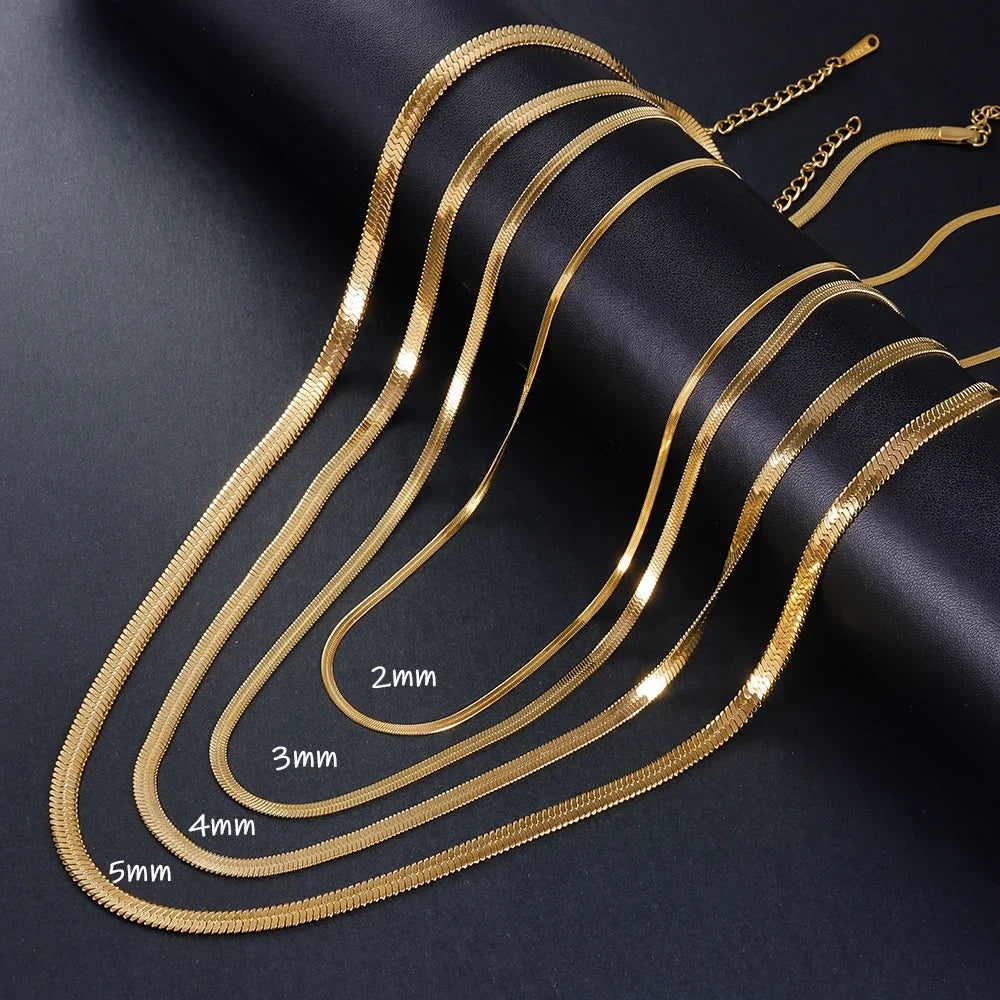 Veloura Necklace
