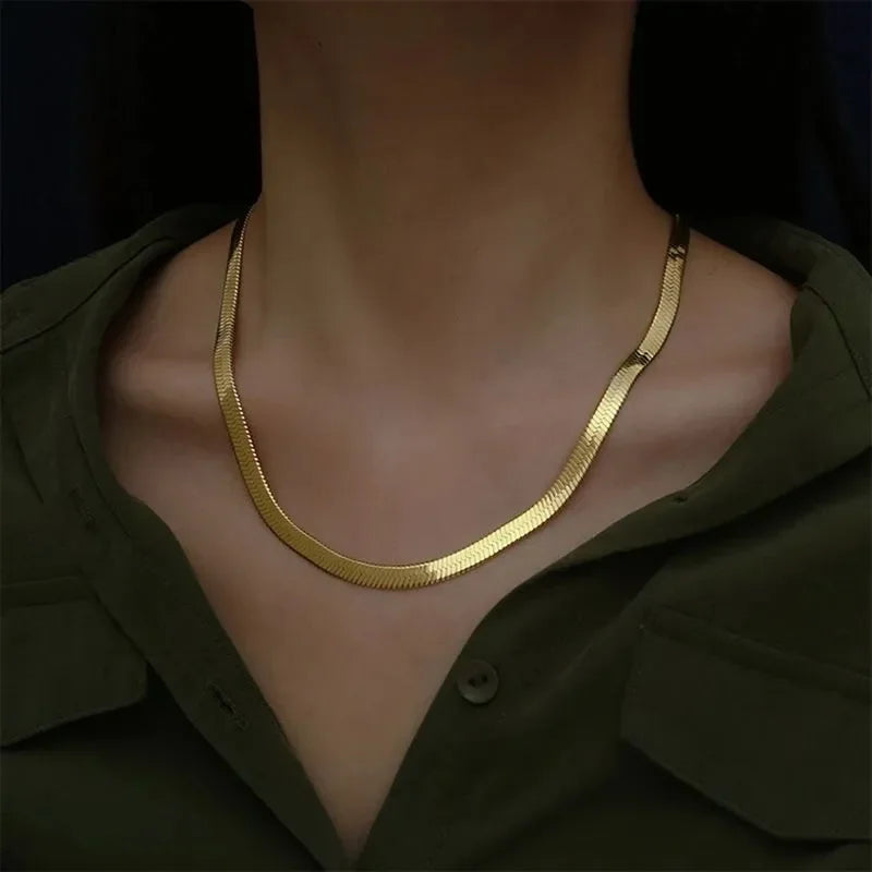 Aurora Flat Necklace