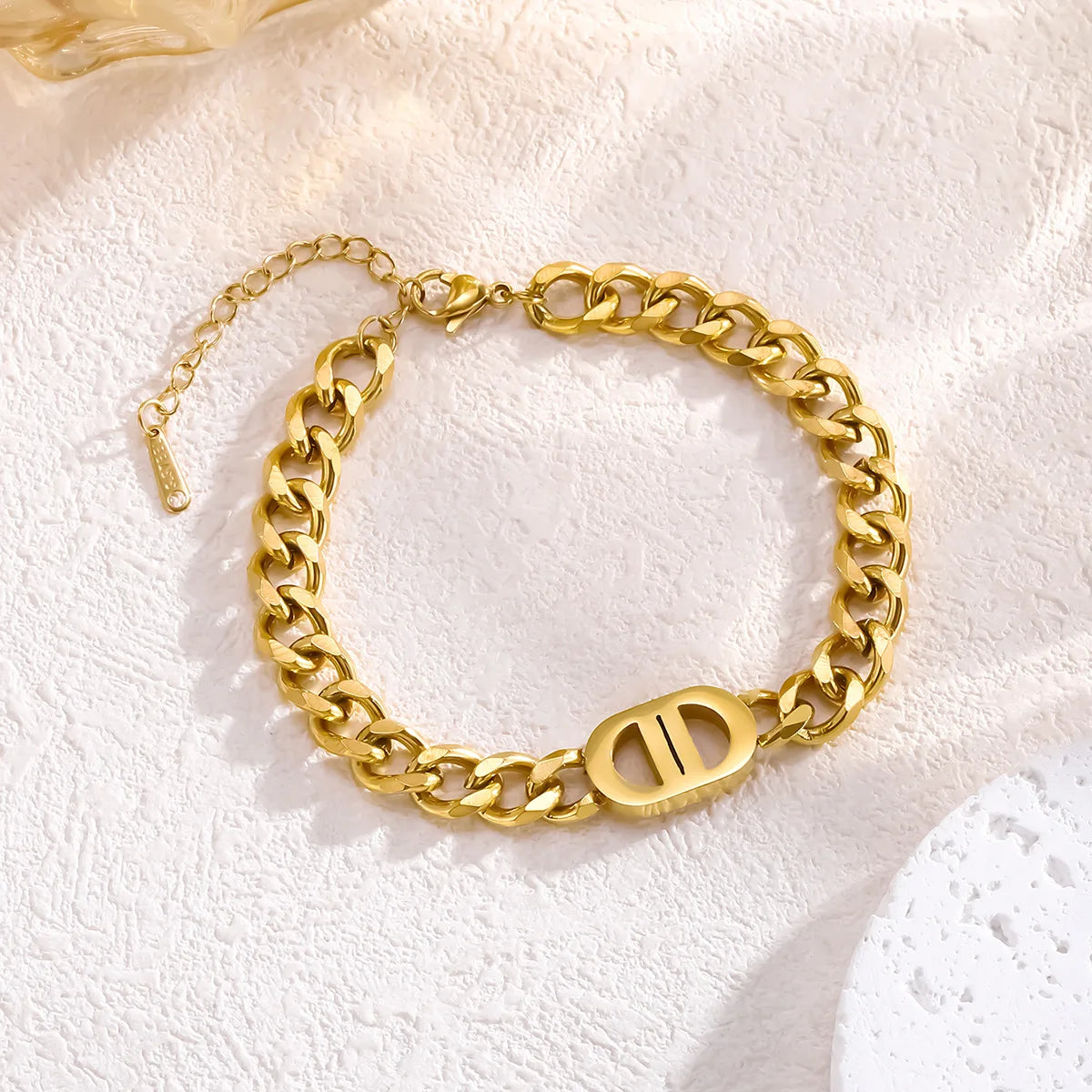 Charmé Gold Bracelet