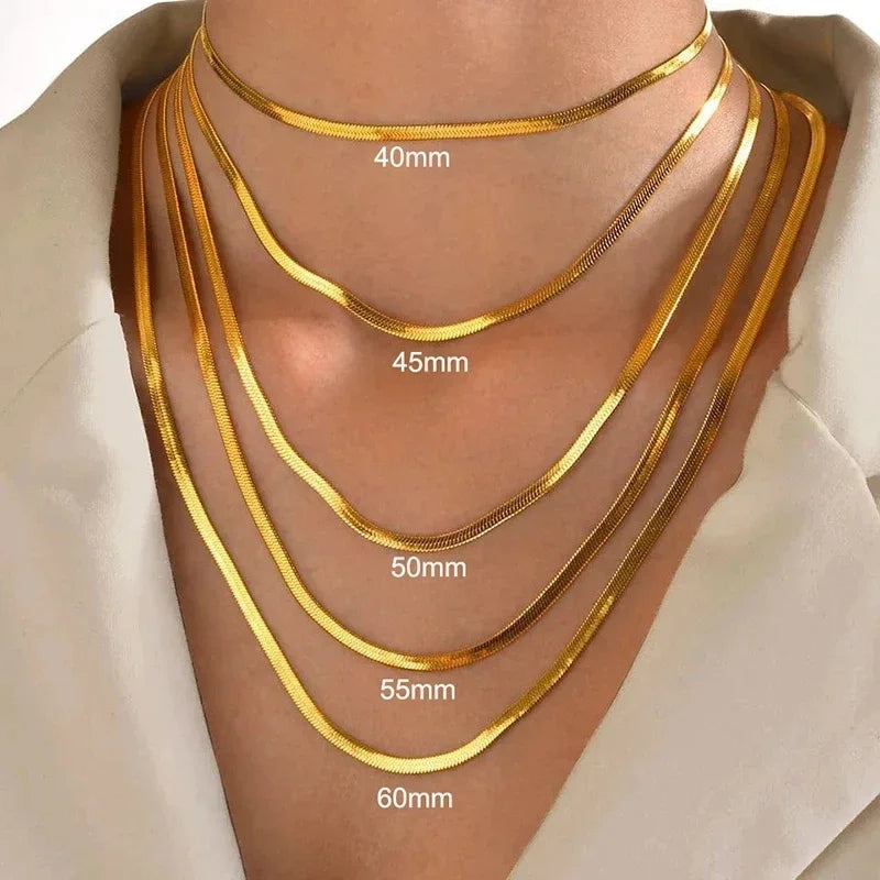 Veloura Necklace