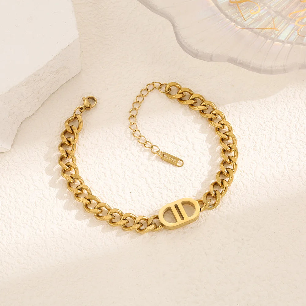 Charmé Gold Bracelet
