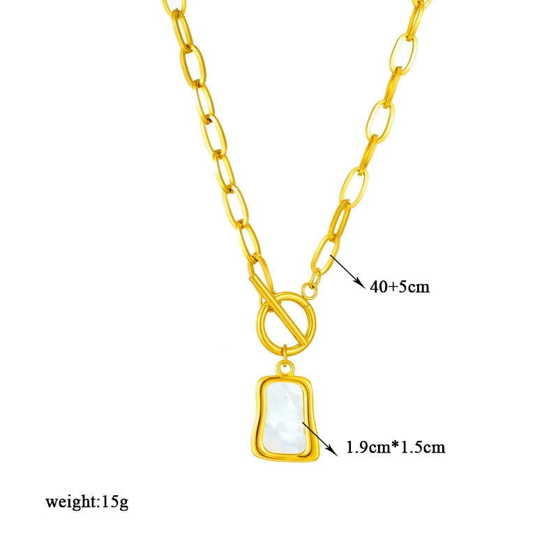 Aura Pearl Necklace