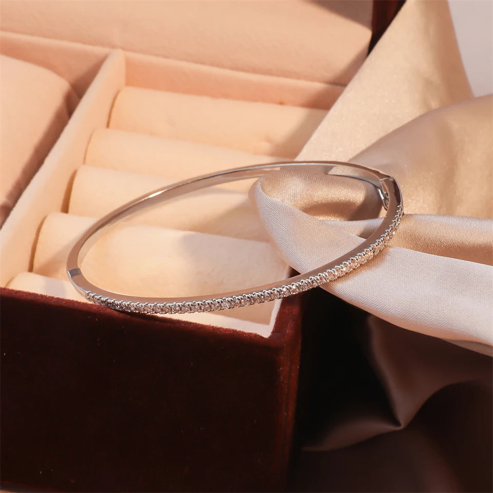 Elegance Line Bangle