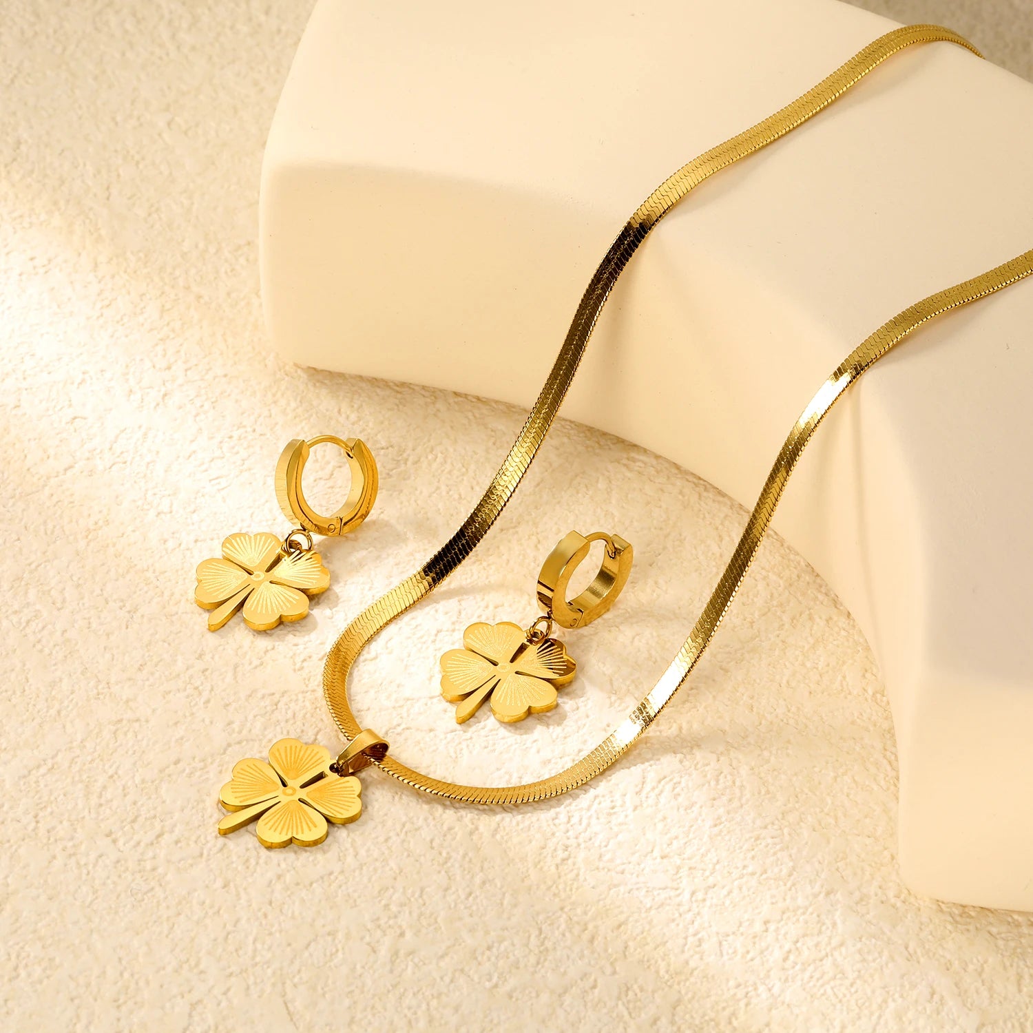 Fortuna Clover Jewelry Set