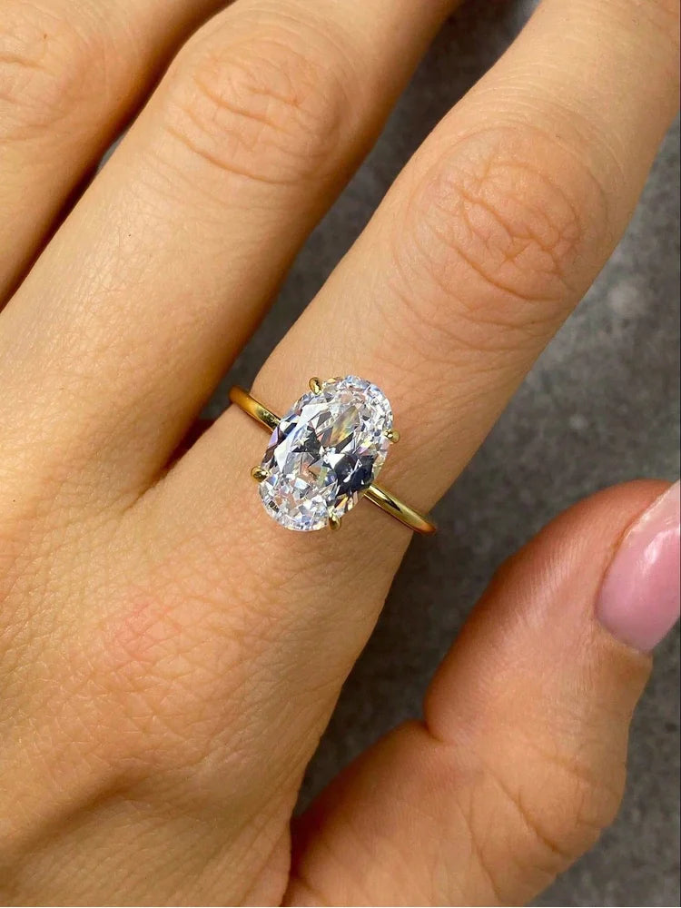 Royal Shine Oval Ring