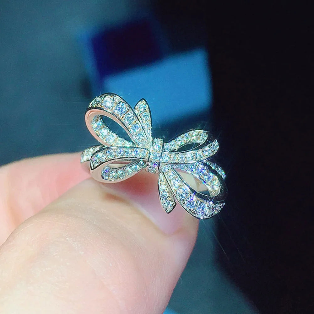 Romance Bow Zircon Ring