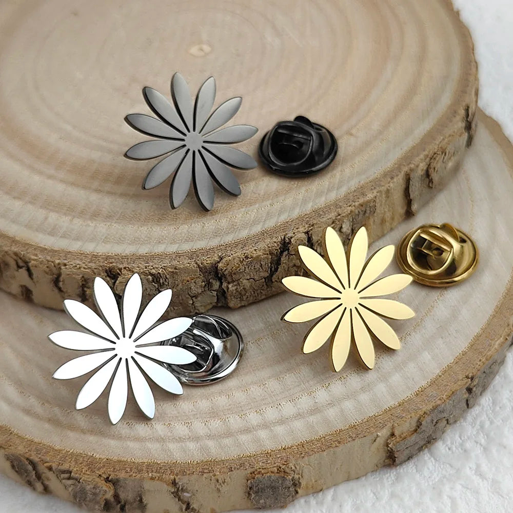 Aurelia Sunflower Brooch