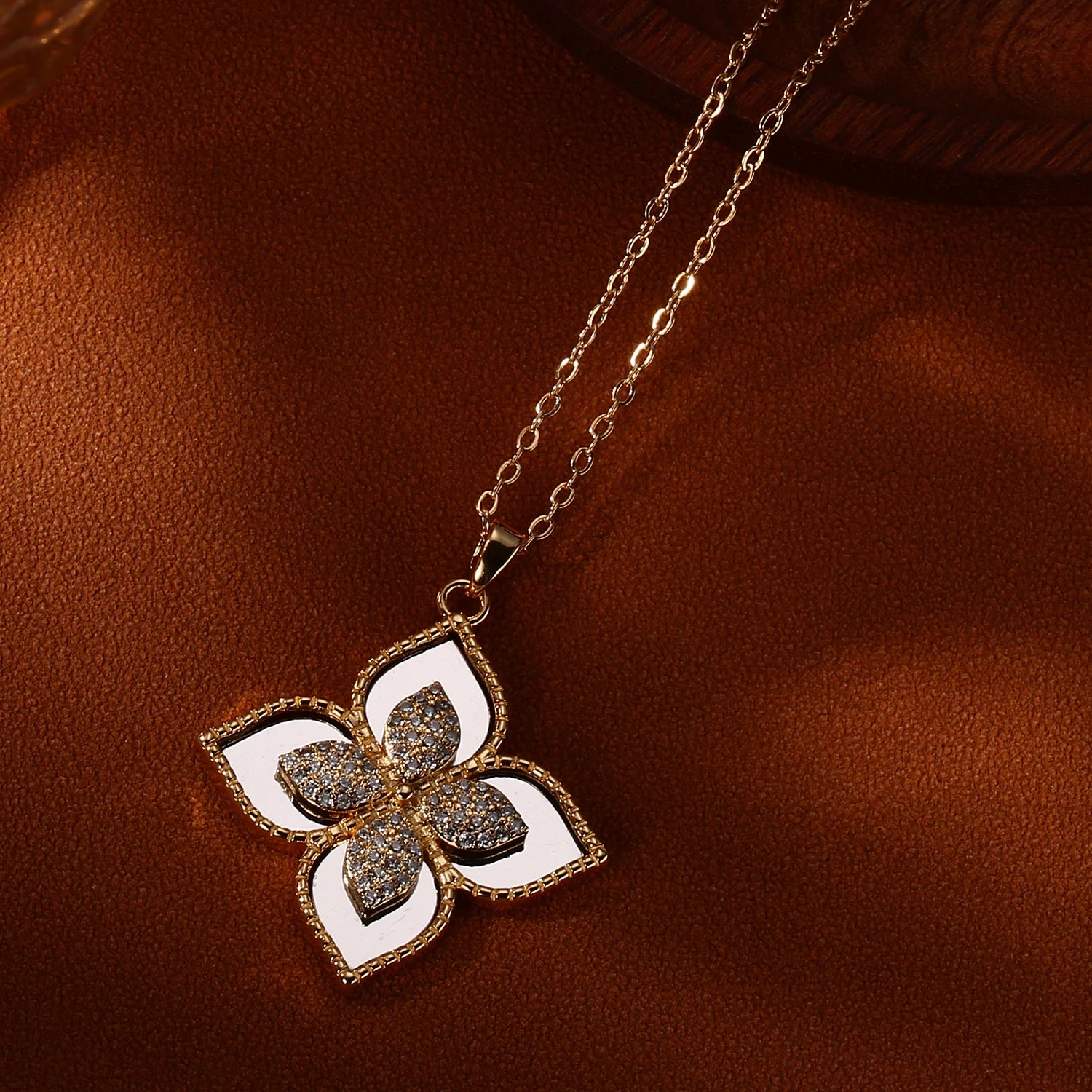Royal Clover Jewelry Set