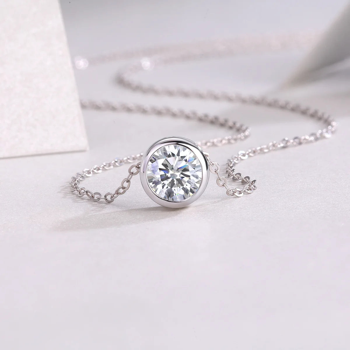 Velmora Elegance Necklace