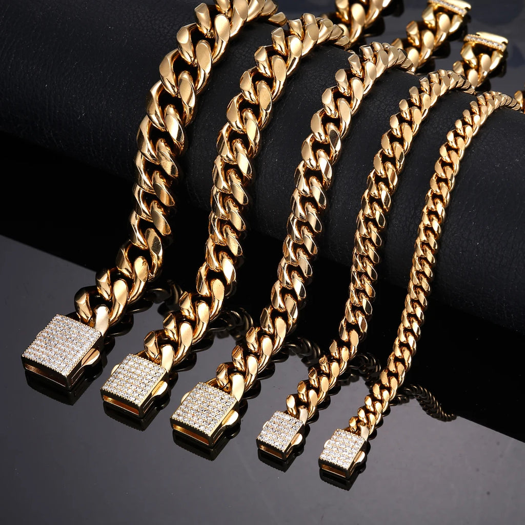 Nova Miami Necklace