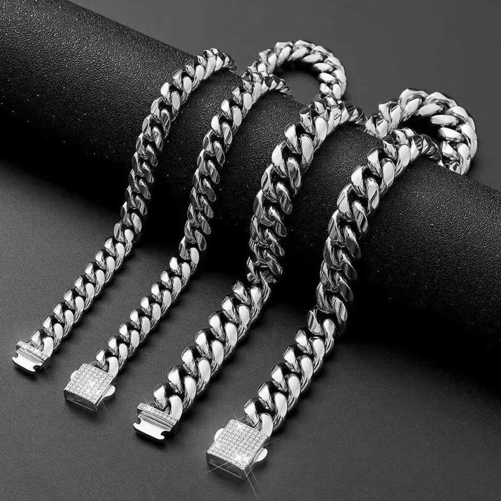 Nova Miami Necklace