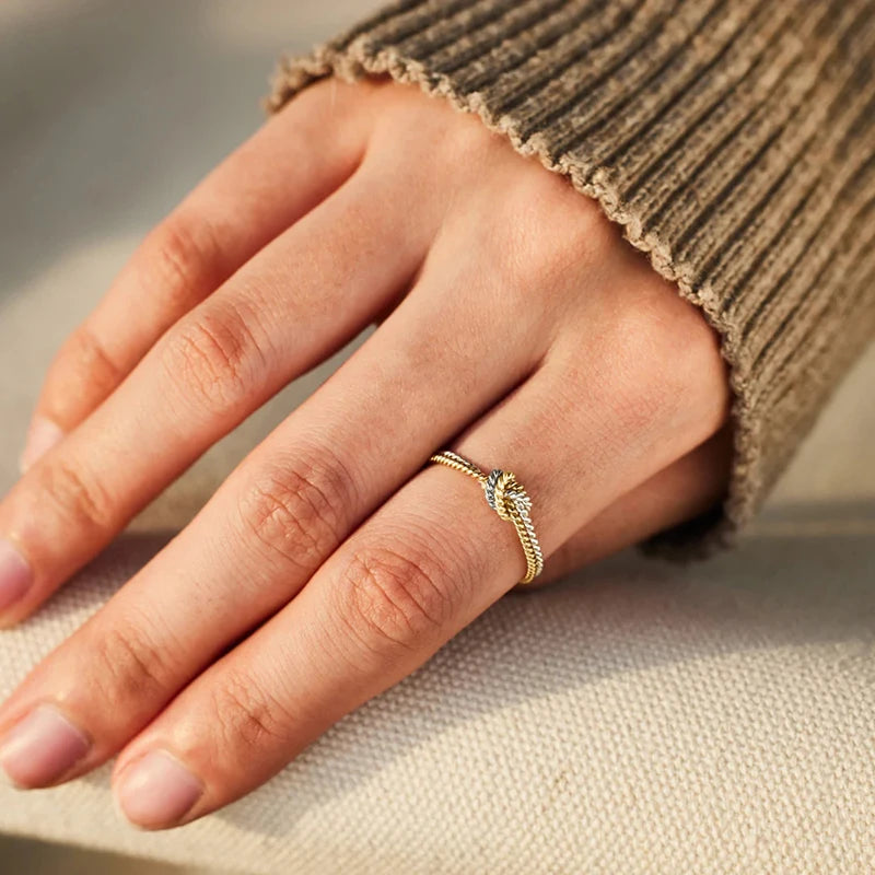 DuoKnot Luxe Ring