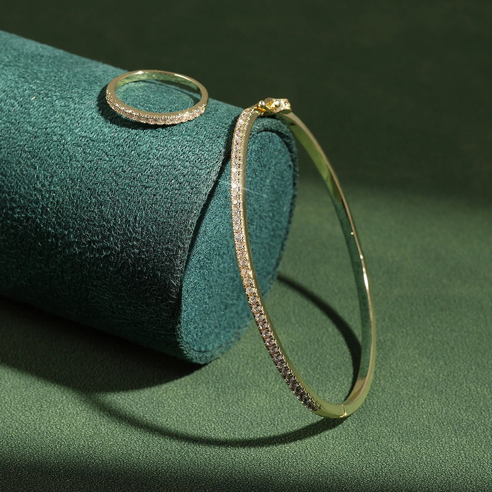 Elegance Line Bangle