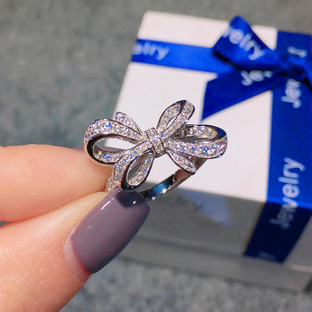 Romance Bow Zircon Ring