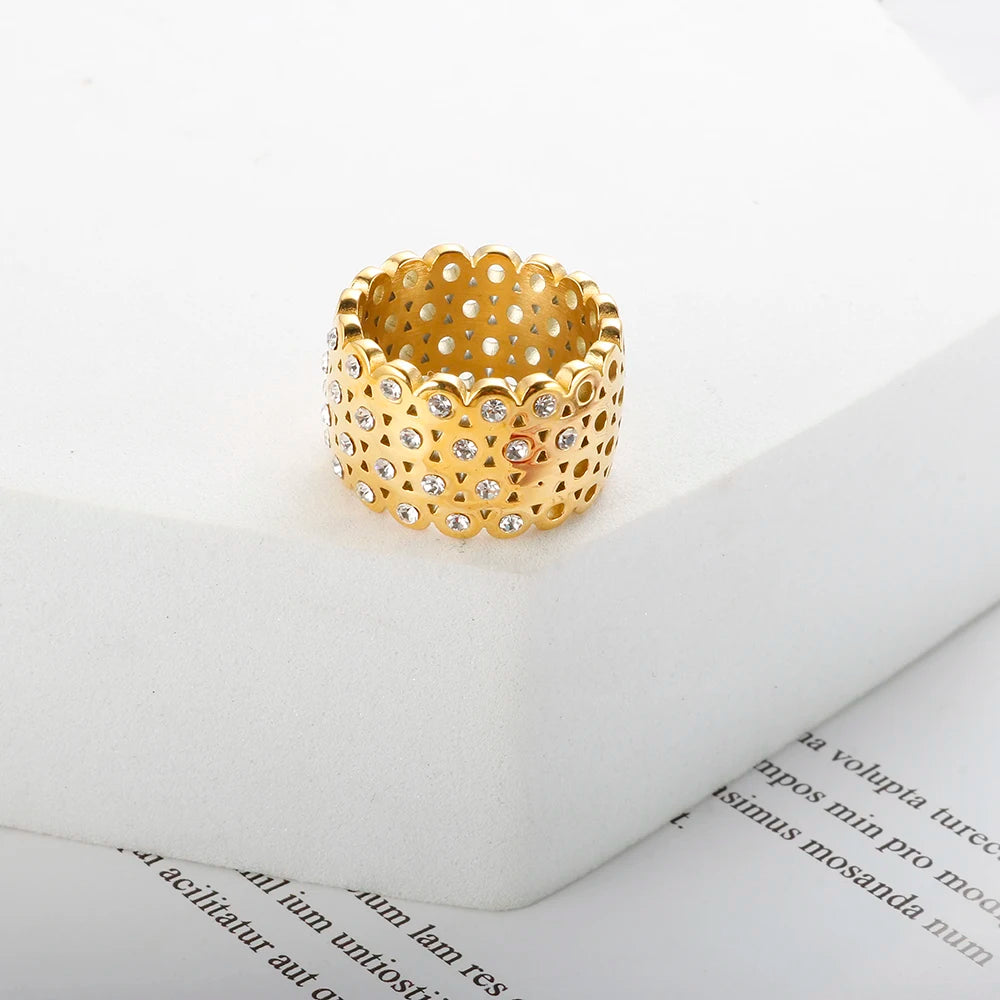 Golden Lattice Ring