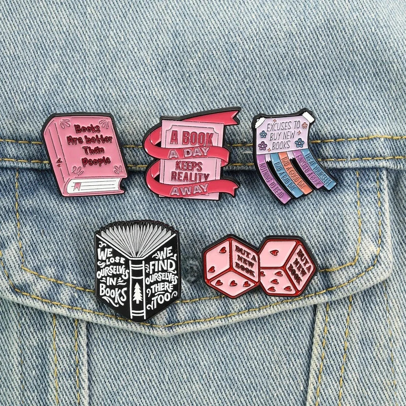 Read & Dream Pin