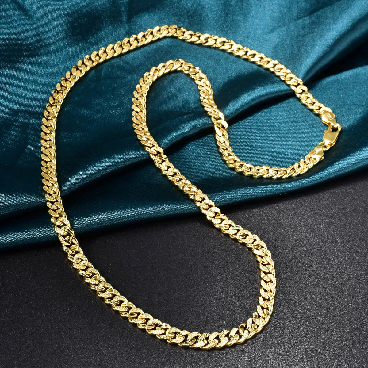 Royal Link Necklace