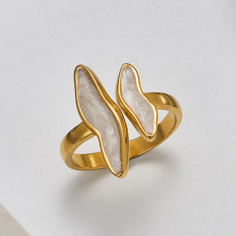 Sculpted Wave Enamel Ring