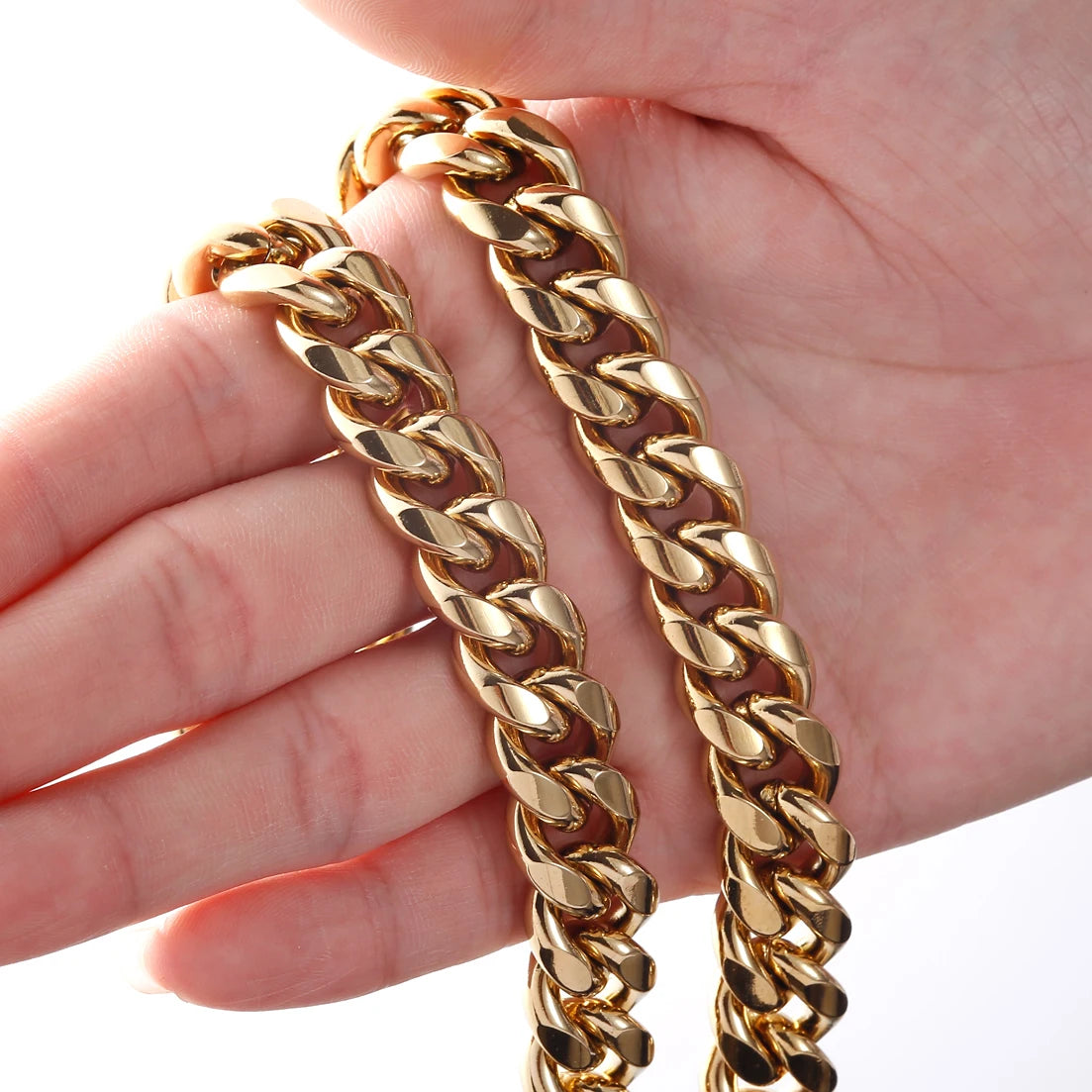 Nova Miami Necklace