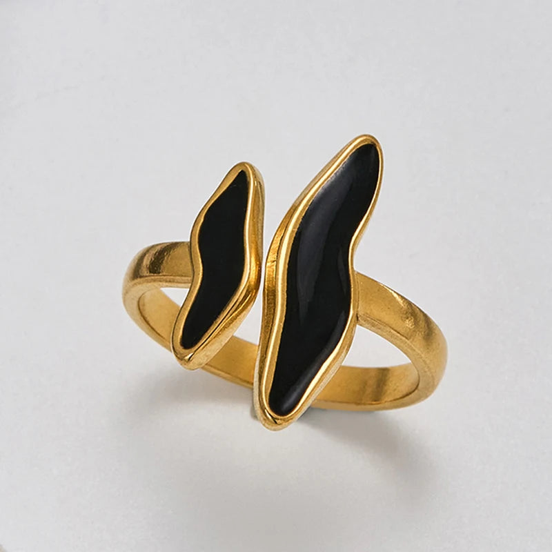 Sculpted Wave Enamel Ring