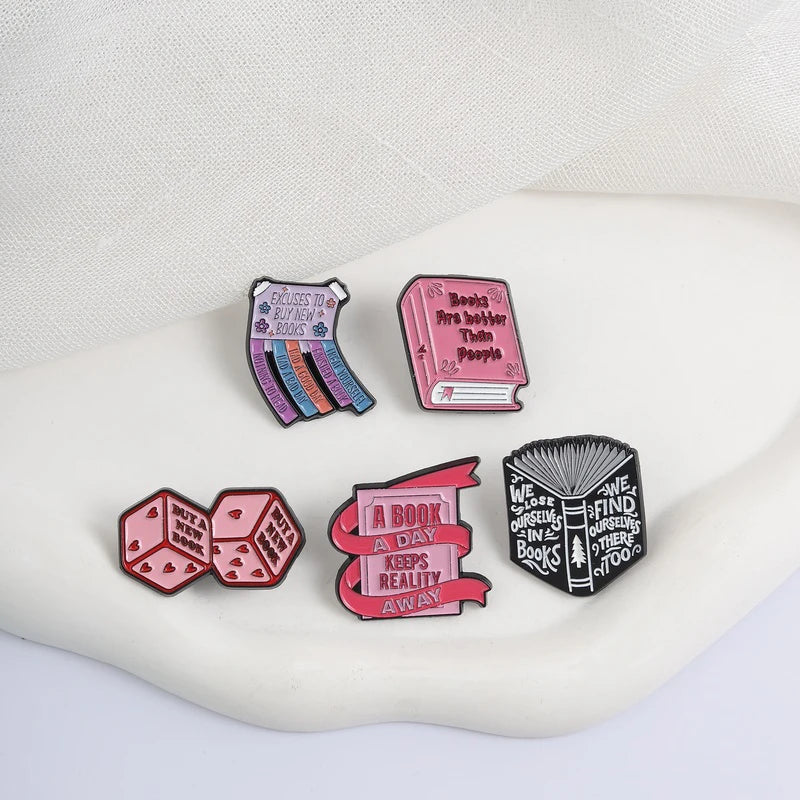Read & Dream Pin