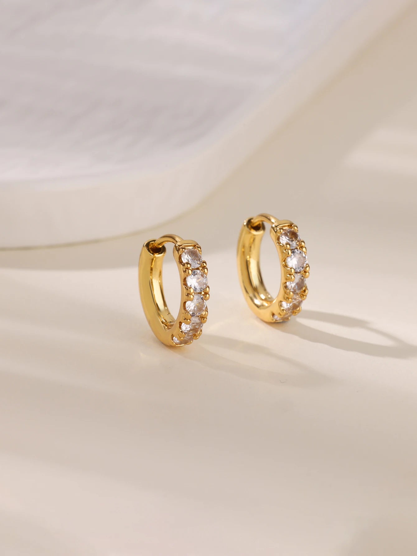 StarShell Luxe Hoops